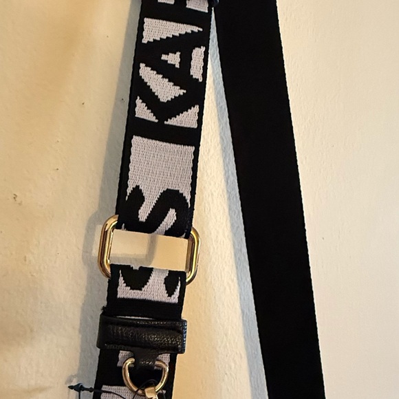 🔥 KARL LAGERFELD Black and White Crossbody/ Messenger with Guitar Strap. Unisex - Picture 5 of 8